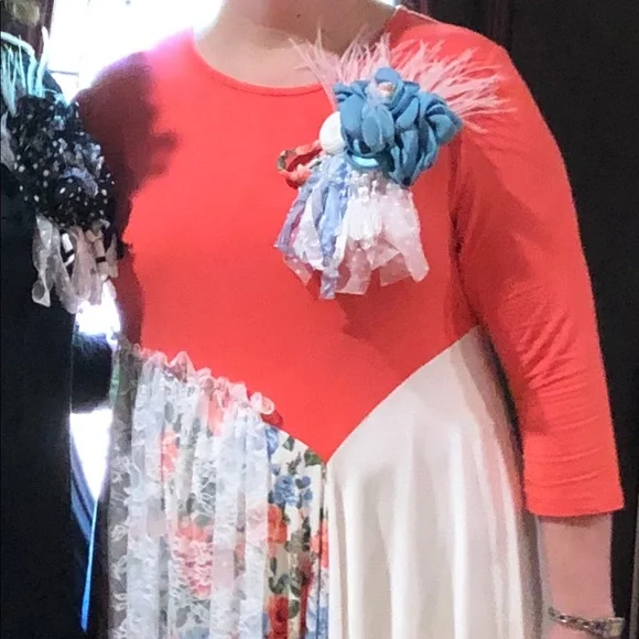 Custom made dress. - Picture 9 of 10